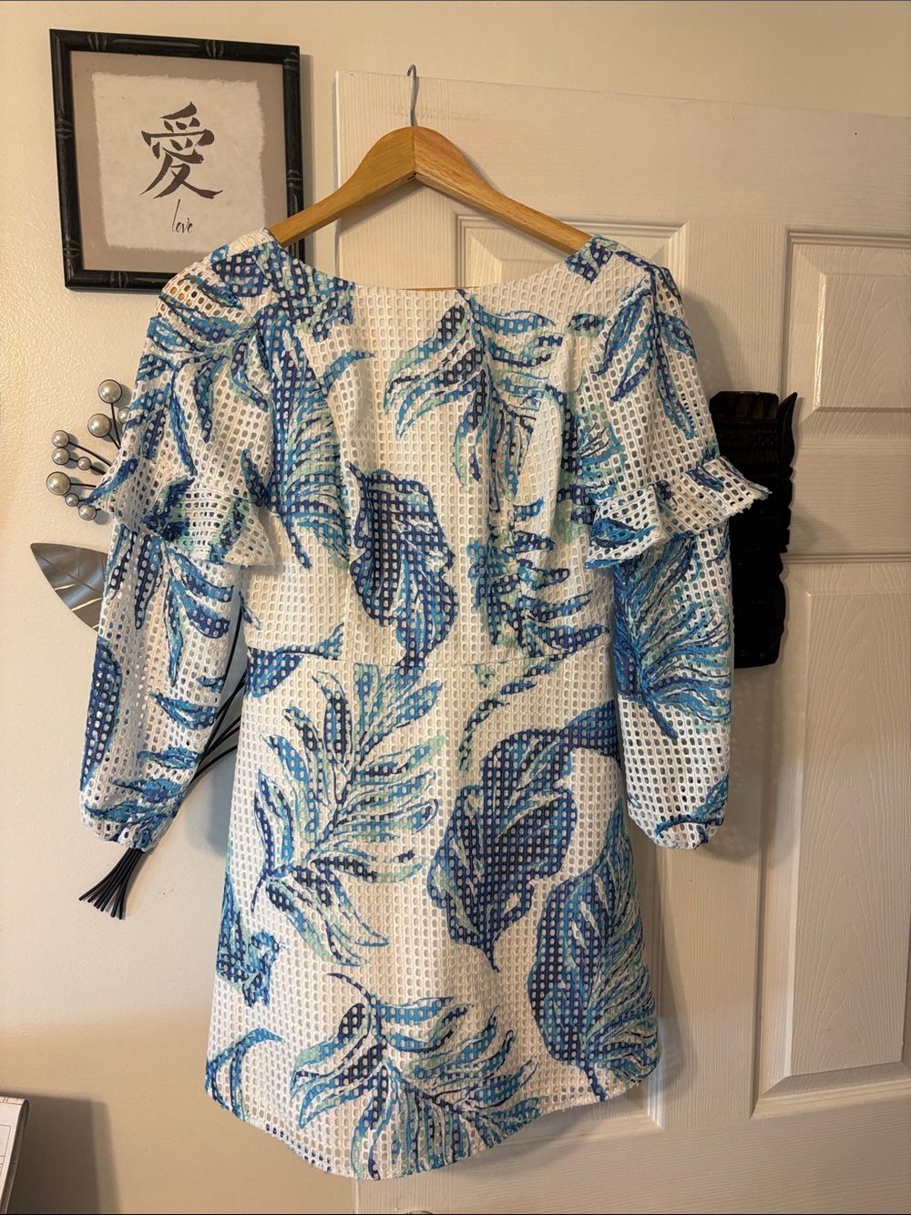Lilly Pulitzer White Dress with Blue Leaf Print and Ruffle Sleeves
